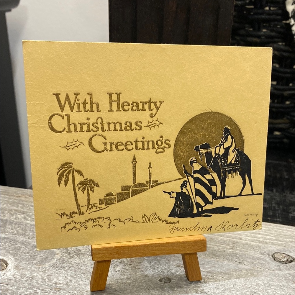 Vintage Christmas Greeting Card with Gold Accents!!